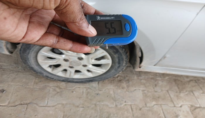 2018 Tata Tiago XZ PETROL, Petrol, Manual, 96,587 km, tyre
