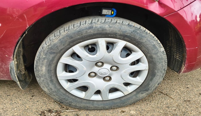2011 Hyundai i20 MAGNA 1.2, Petrol, Manual, 47,106 km, tyre