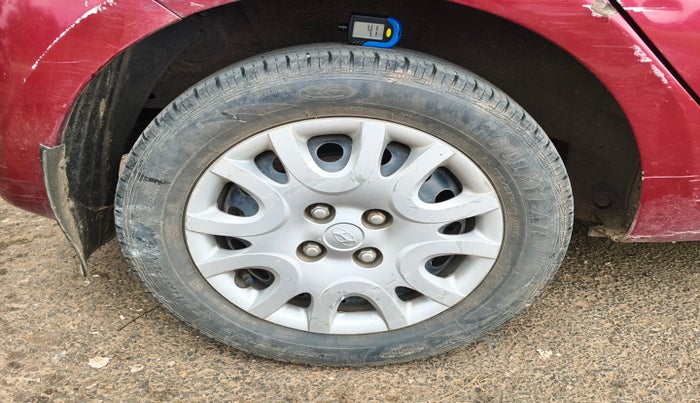2011 Hyundai i20 MAGNA 1.2, Petrol, Manual, 47,106 km, tyre