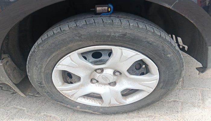 2015 Ford Ecosport TREND 1.5L PETROL, Petrol, Manual, 88,431 km, tyre