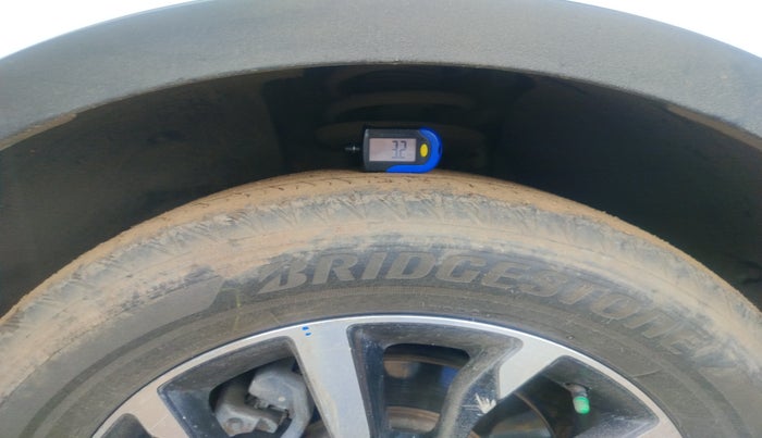 2019 Mahindra XUV500 W11 AT, Diesel, Automatic, 88,251 km, tyre