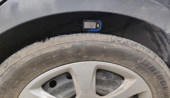 2012 Hyundai Verna FLUIDIC 1.4 CRDI, Diesel, Manual, 1,34,722 km, tyre