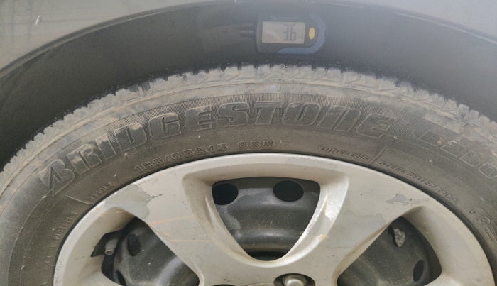 2012 Hyundai Verna FLUIDIC 1.4 CRDI, Diesel, Manual, 1,34,722 km, tyre
