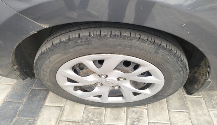2018 Hyundai Grand i10 SPORTZ 1.2 KAPPA VTVT, Petrol, Manual, 1,49,743 km, tyre