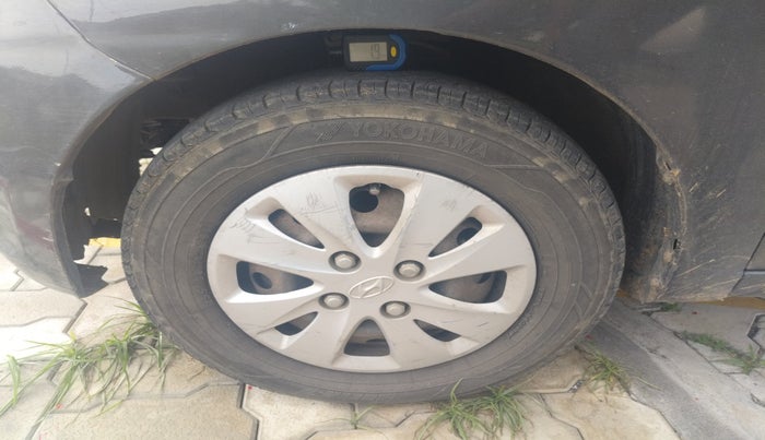 2010 Hyundai i10 SPORTZ 1.2, Petrol, Manual, 61,318 km, tyre