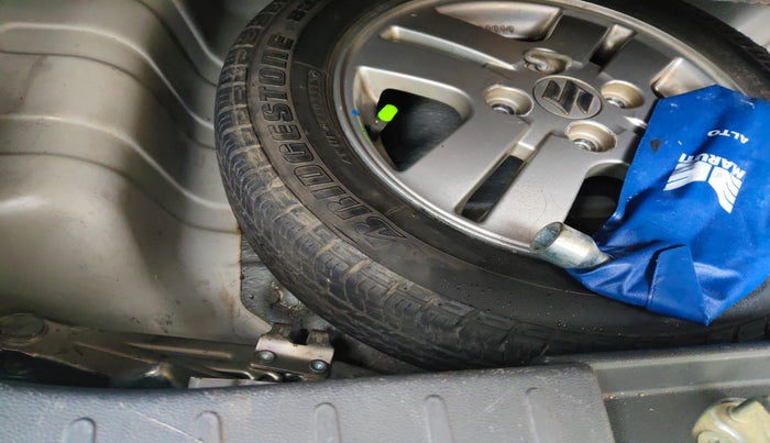 2015 Maruti Alto K10 VXI, Petrol, Manual, 48,811 km, tyre