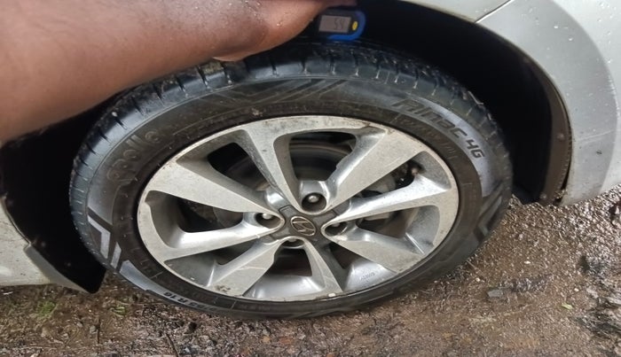 2015 Hyundai Elite i20 ASTA 1.2, Petrol, Manual, 30,833 km, tyre