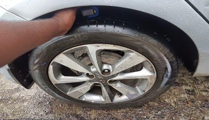 2015 Hyundai Elite i20 ASTA 1.2, Petrol, Manual, 30,833 km, tyre