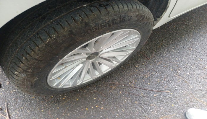 2023 Maruti Baleno SIGMA PETROL 1.2, Petrol, Manual, 13,578 km, tyre