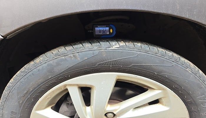 2015 Honda Jazz 1.2L I-VTEC V, Petrol, Manual, 1,05,918 km, tyre