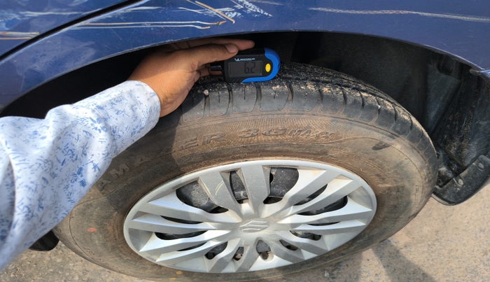 2018 Maruti Dzire VXI AMT, Petrol, Automatic, 35,059 km, tyre