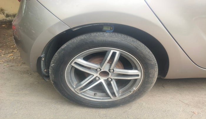 2013 Hyundai i20 MAGNA 1.4 CRDI, Diesel, Manual, 90,770 km, tyre
