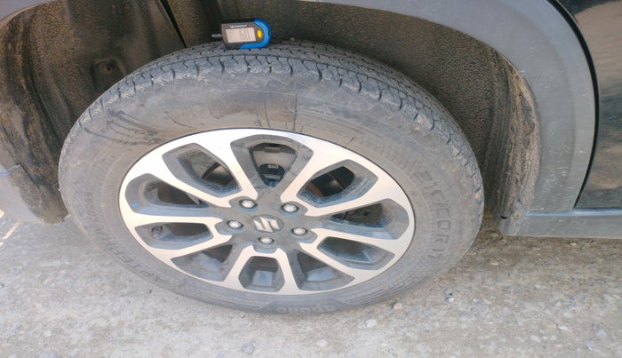 2023 Maruti Grand Vitara ZETA SMART HYBRID, Petrol, Manual, 20,617 km, tyre