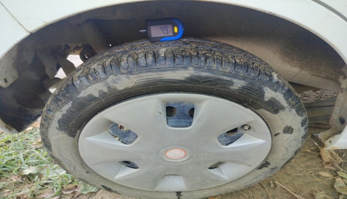 2013 Maruti Wagon R 1.0 VXI, Petrol, Manual, 92,653 km, tyre