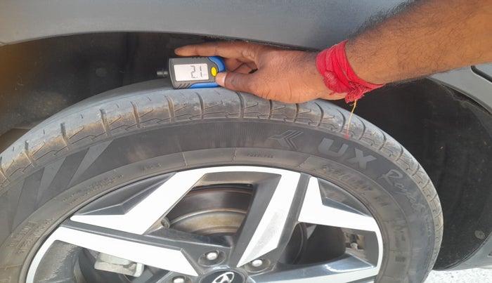 2022 Hyundai ALCAZAR PRESTIGE(O) 1.5 AT 7STR, Diesel, Automatic, 68,709 km, tyre