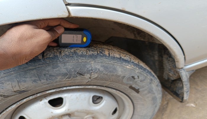2021 Maruti Eeco 5 STR, Petrol, Manual, 48,828 km, tyre