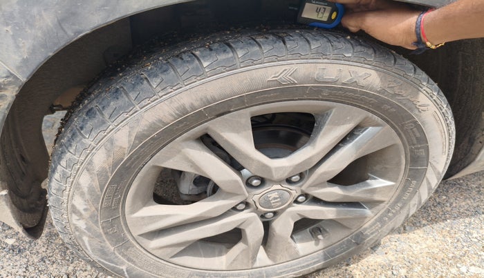 2019 KIA SELTOS HTX PLUS AT1.5 DIESEL, Diesel, Automatic, 1,78,387 km, tyre