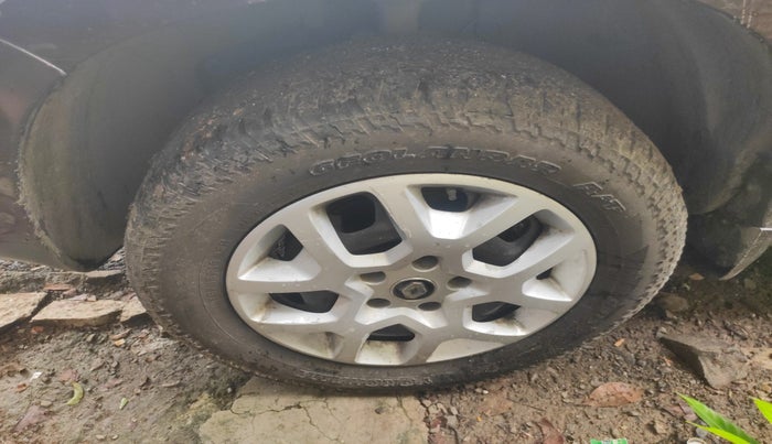 2019 Renault Duster 85 PS RXS MT DIESEL, Diesel, Manual, 1,15,424 km, tyre