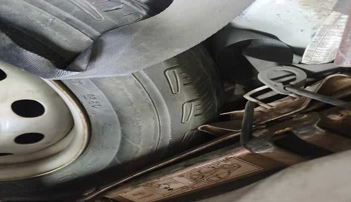 2014 Tata Indica EV2 LX, Diesel, Manual, 1,02,182 km, tyre