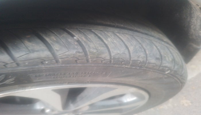 2014 Hyundai Xcent SX AT 1.2 (O), Petrol, Automatic, 95,329 km, tyre