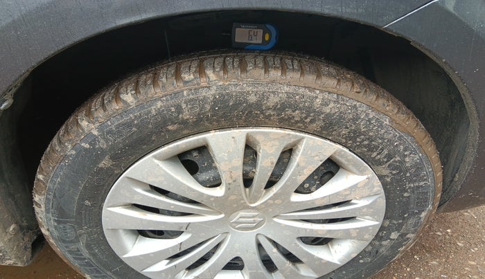 2015 Maruti Ertiga VXI CNG, Petrol, Manual, 32,271 km, tyre