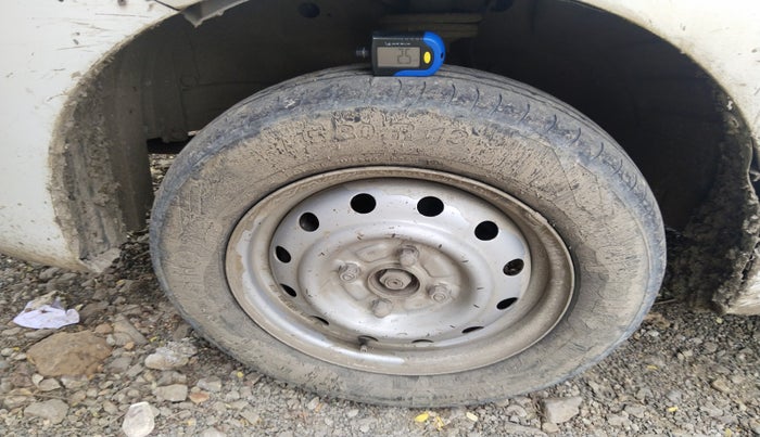 2018 Maruti Wagon R 1.0 LXI CNG, Petrol, Manual, 2,25,897 km, tyre