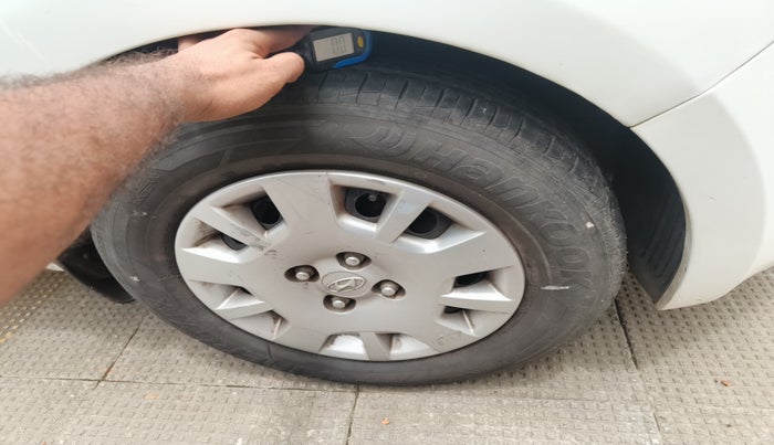 2013 Hyundai i20 MAGNA (O) 1.2, Petrol, Manual, 61,867 km, tyre