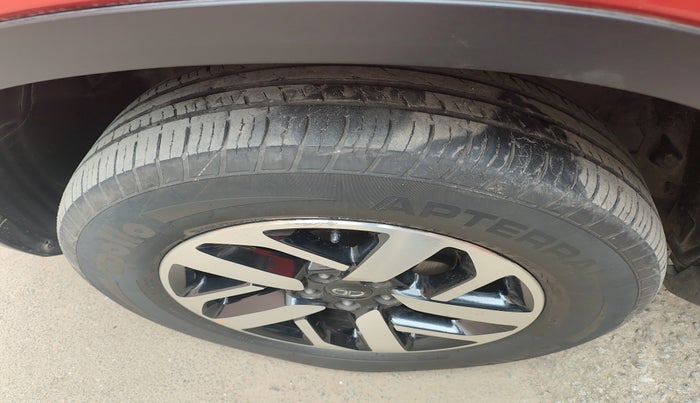 2022 Tata Harrier XZA PLUS 2.0L KRYOTEC HALO EDITION, Diesel, Automatic, 48,335 km, tyre