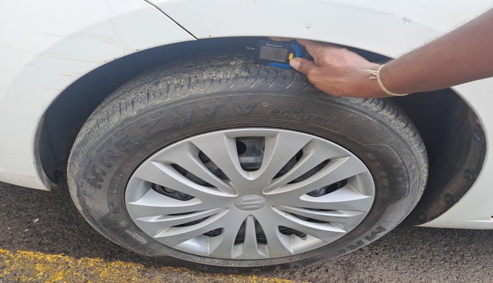 2013 Maruti Ertiga VXI, Petrol, Manual, 1,34,942 km, tyre