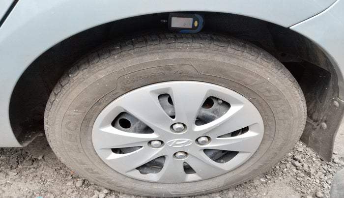 2011 Hyundai i10 SPORTZ 1.2, Petrol, Manual, 30,875 km, tyre