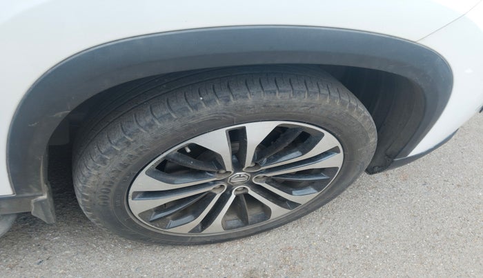 2022 MG HECTOR SHARP HYBRID 1.5 PETROL, Petrol, Manual, 42,462 km, tyre