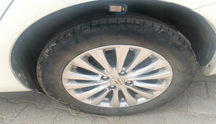 2020 Maruti Ciaz DELTA 1.5 SHVS MT PETROL, Petrol, Manual, 47,193 km, tyre
