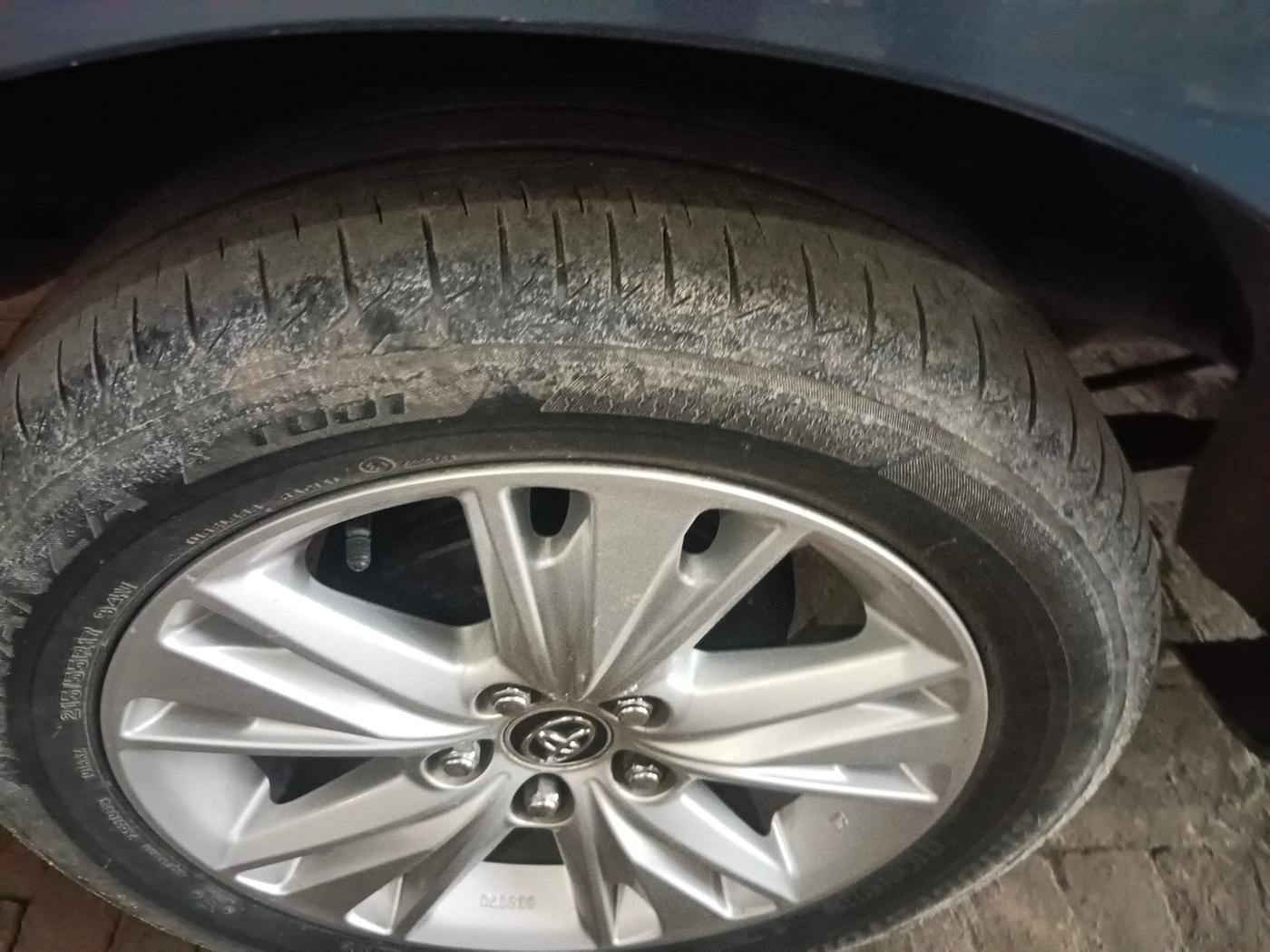 2019 Toyota Innova Crysta 2.8 ZX AT 7 STR, Diesel, Automatic, 41,000 km, tyre