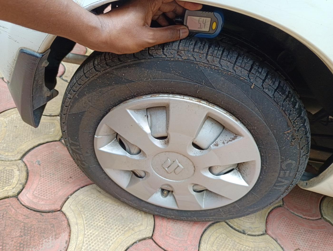2010 Maruti Wagon R LXI MINOR, Petrol, Manual, 410 km, tyre