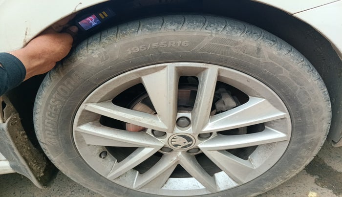 2021 Skoda Rapid STYLE AT TSI, Petrol, Automatic, 98,439 km, tyre