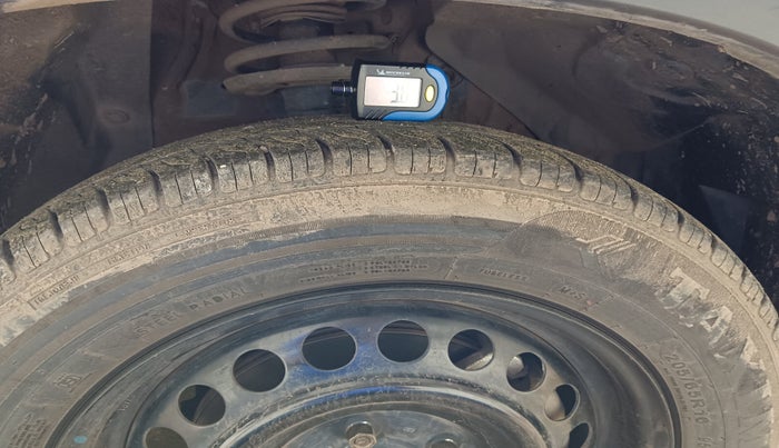 2019 Maruti Vitara Brezza VDI AMT, Diesel, Automatic, 1,02,067 km, tyre