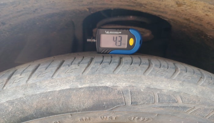2022 Tata NEXON EV XZ PLUS, Electric, Automatic, 72,221 km, tyre