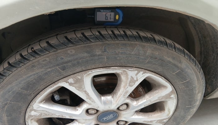 2012 Ford Figo TITANIUM 1.2 PETROL, Petrol, Manual, 59,395 km, tyre