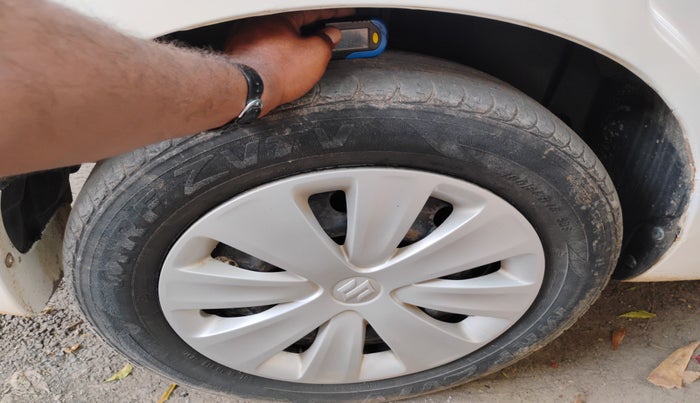 2017 Maruti Ertiga VXI CNG, Petrol, Manual, 58,222 km, tyre