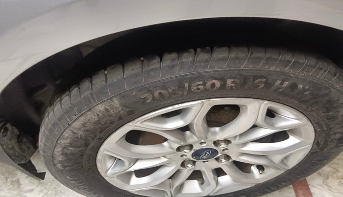 2015 Ford Ecosport TITANIUM 1.5L PETROL AT, Petrol, Automatic, 86,890 km, tyre