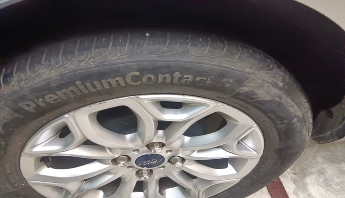 2015 Ford Ecosport TITANIUM 1.5L PETROL AT, Petrol, Automatic, 86,890 km, tyre