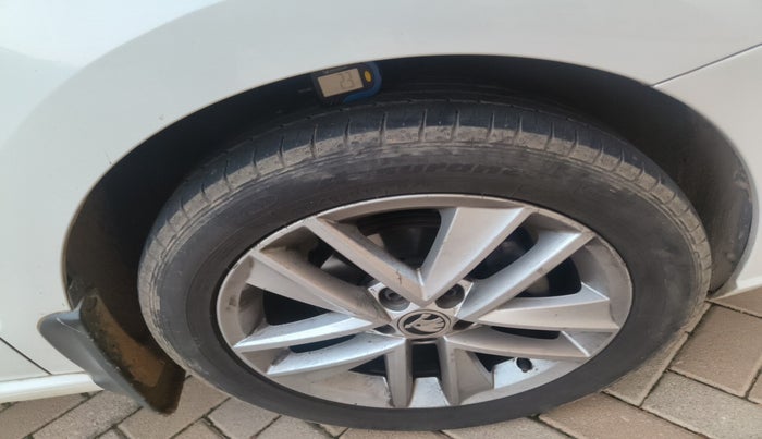 2018 Skoda Rapid STYLE 1.6 MPI, Petrol, Manual, 89,982 km, tyre