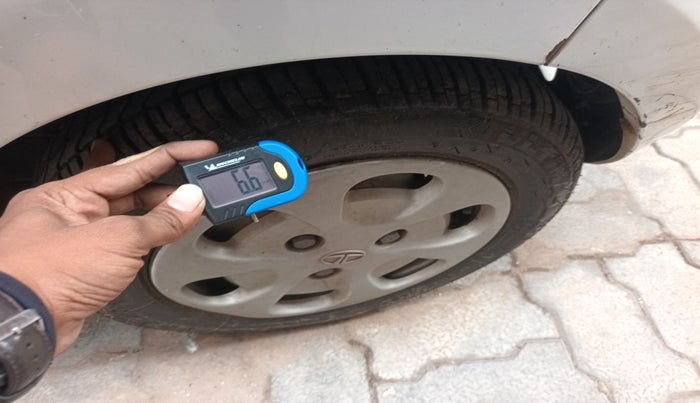2013 Tata Nano LX, Petrol, Manual, 55,447 km, tyre