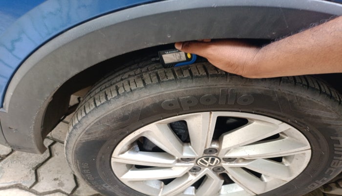 2022 Volkswagen TAIGUN HIGHLINE 1.0 TSI AT, Petrol, Automatic, 19,815 km, tyre