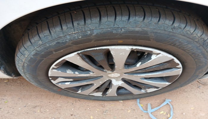 2018 Maruti Ertiga VDI SHVS, Diesel, Manual, 1,40,070 km, tyre