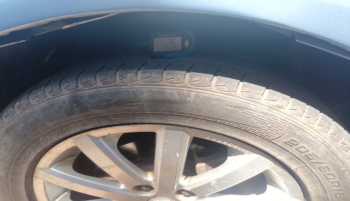 2011 Maruti SX4 ZDI, Diesel, Manual, 1,79,168 km, tyre