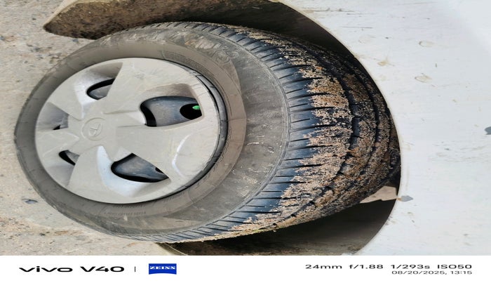 2022 Tata Tiago XT CNG, Petrol, Manual, 98,779 km, tyre