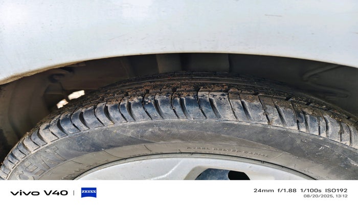 2022 Tata Tiago XT CNG, Petrol, Manual, 98,779 km, tyre