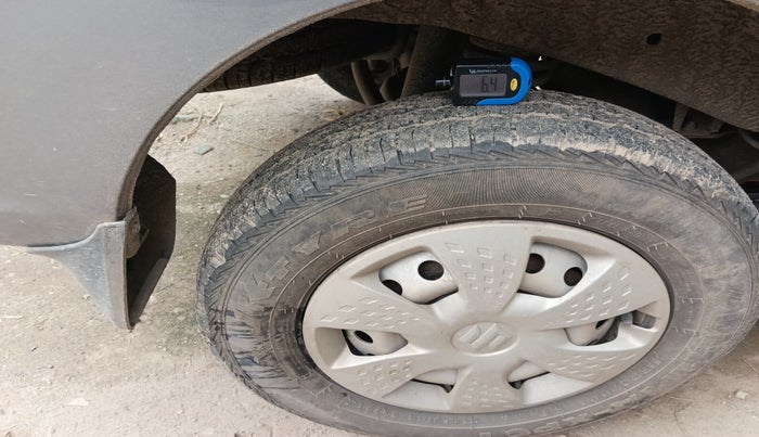 2023 Maruti Eeco 5 STR AC, Petrol, Manual, 15,058 km, tyre