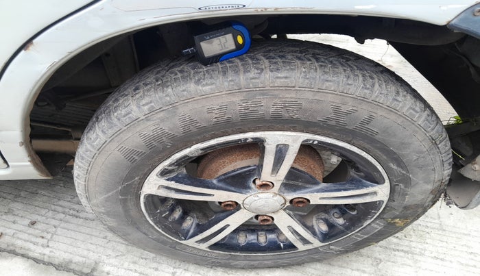 2011 Maruti Alto LX, Petrol, Manual, 60,094 km, tyre